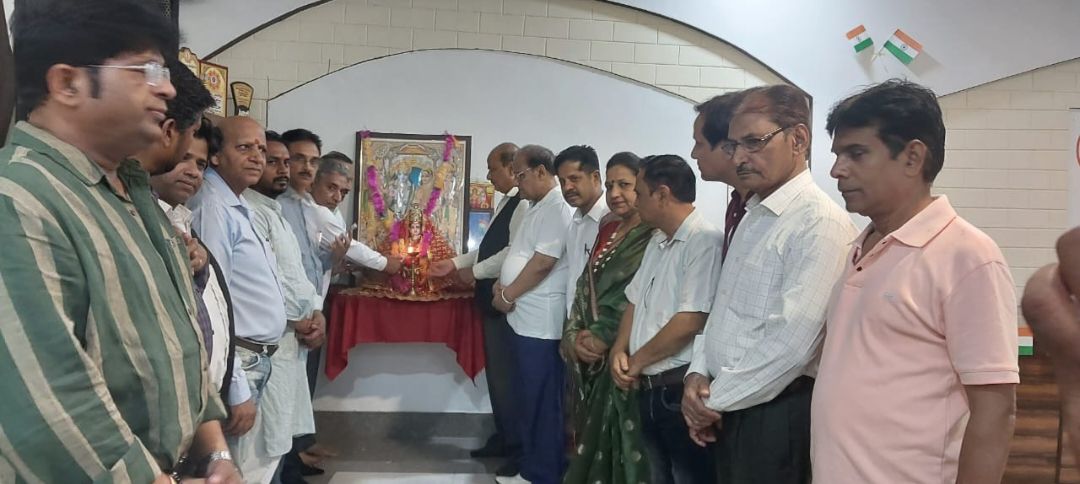 img_20250522_2241558222478155513859349