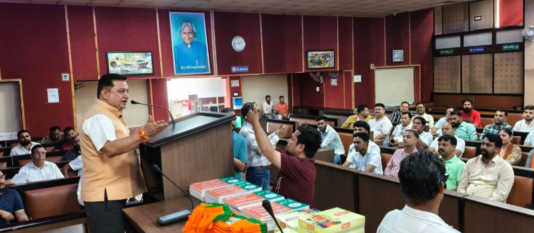 img_20250524_1429374158594378481905786