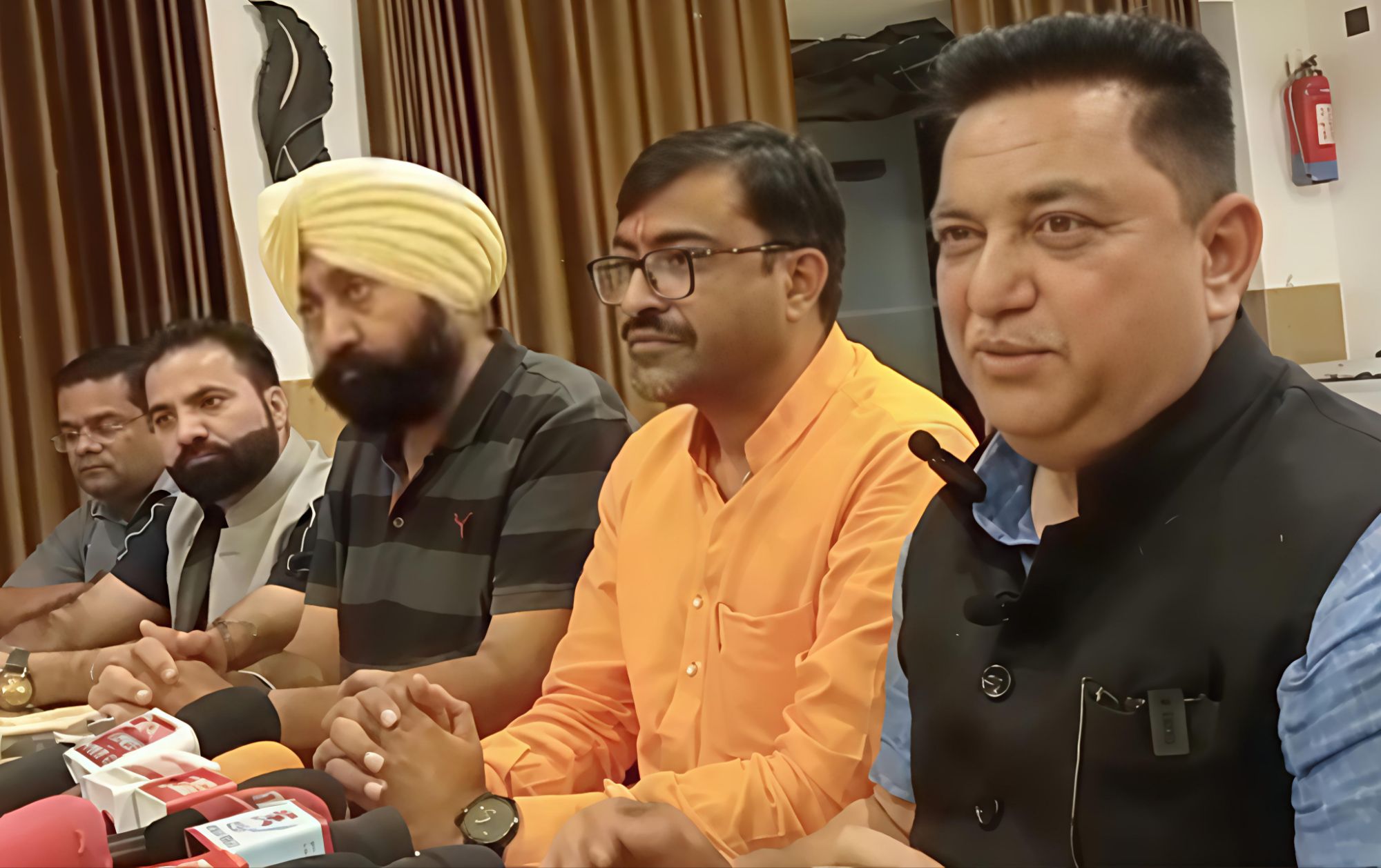 img_20251102_1603311821497593858166437