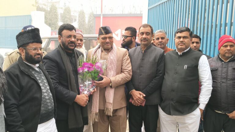 img202512231213045567965795902281842